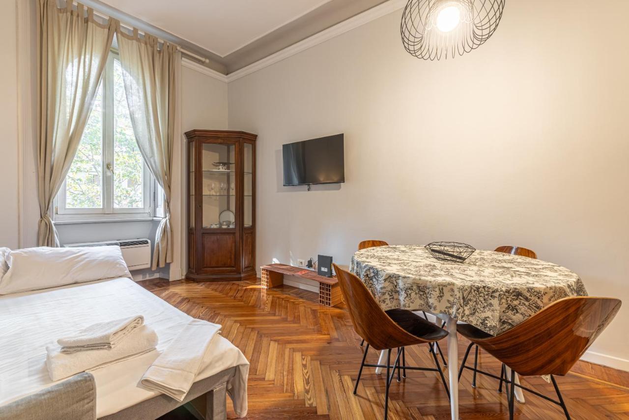 Monte Nero Charme Apartment Milan Extérieur photo